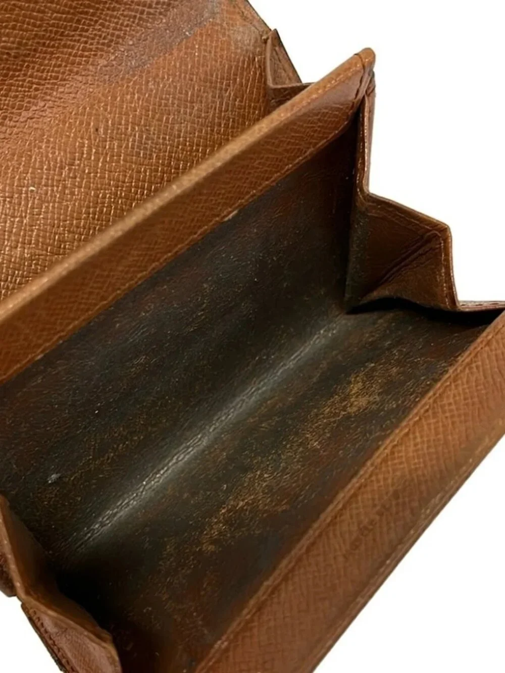 Louis Vuitton accessories	none note	